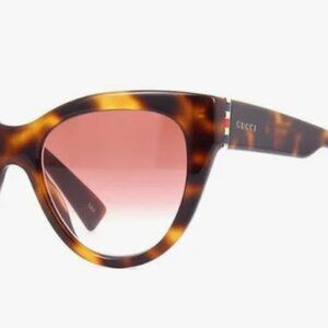 Gucci 53mm Avana Brown Tortoise Cat Eye Sunglasses with case